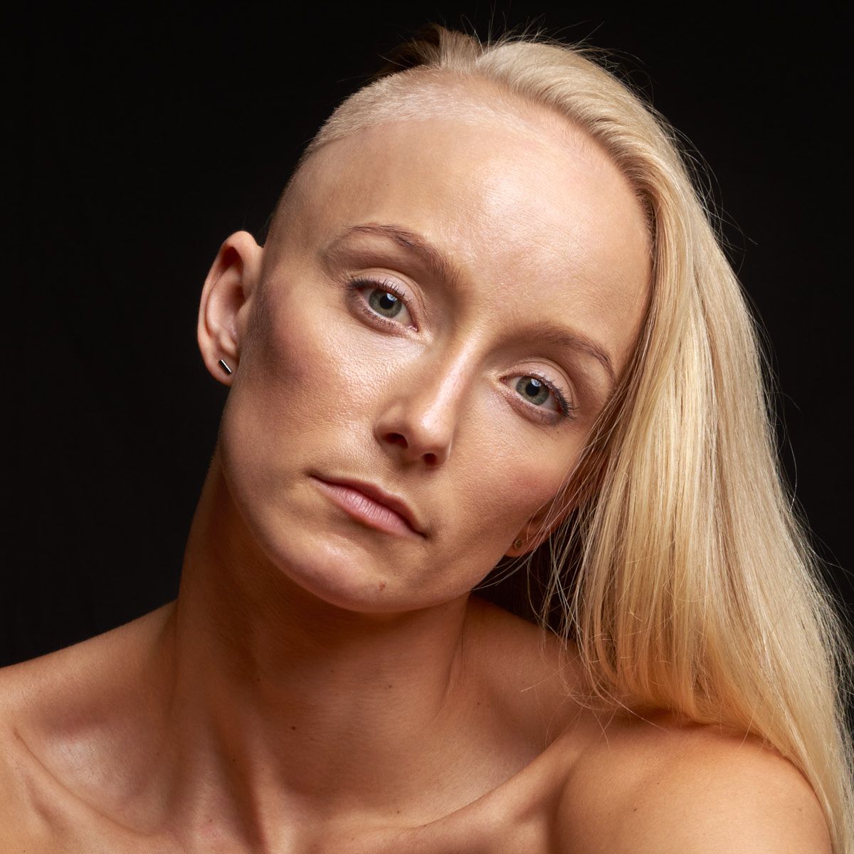 Simone by Kenneth Svendlund