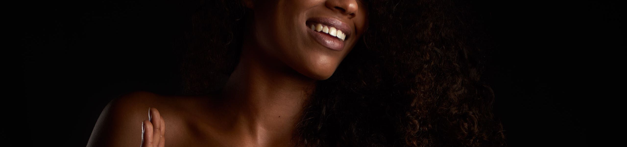 Tauana Prates in Bare by Kenneth Svendlund