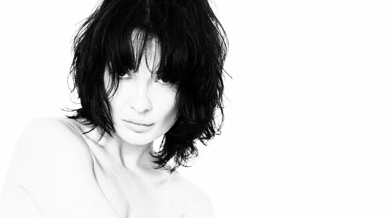 Lilinda in White Morning by Kenneth Svendlund