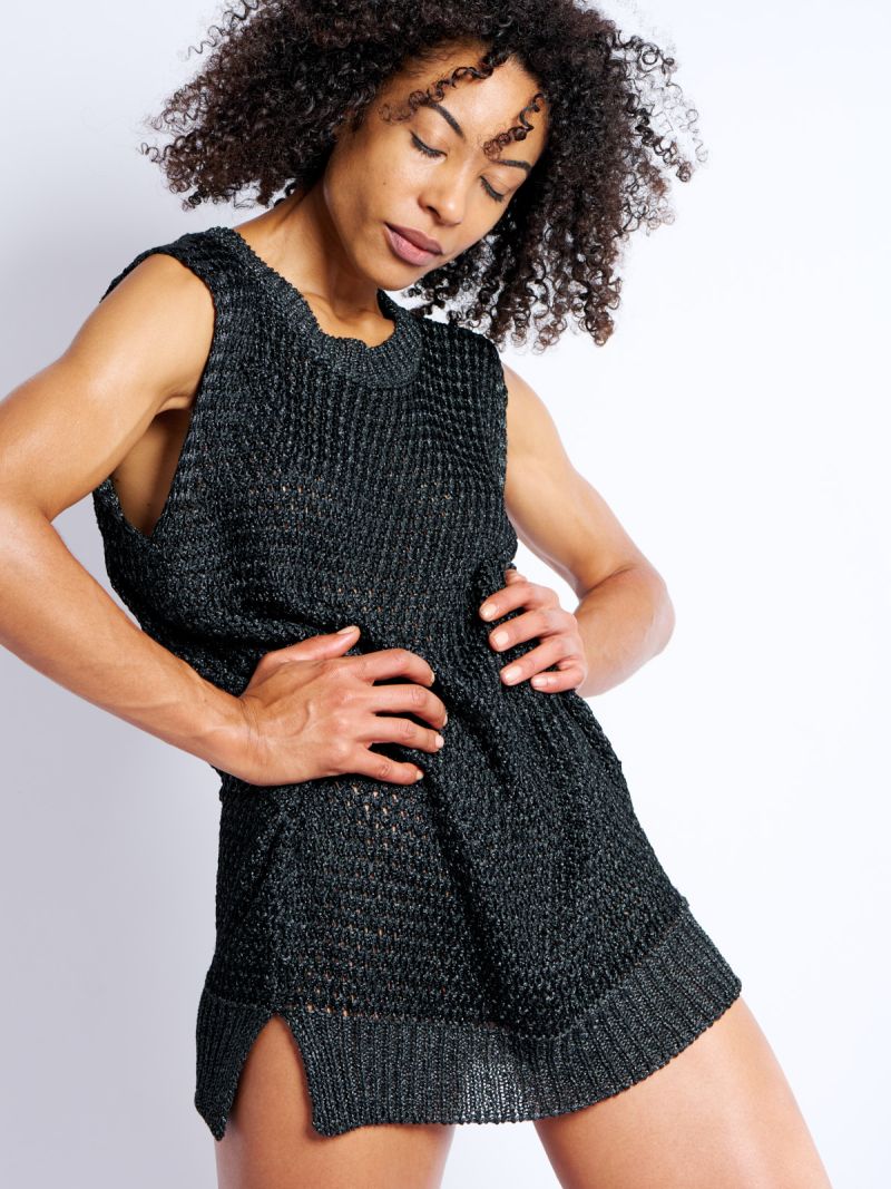 Leidy in Power Dress by Kenneth Svendlund