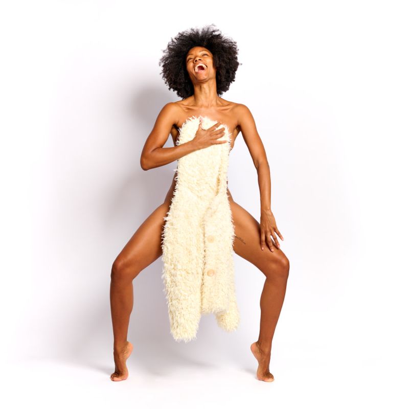 Rosa Nokonoko in White Jacket